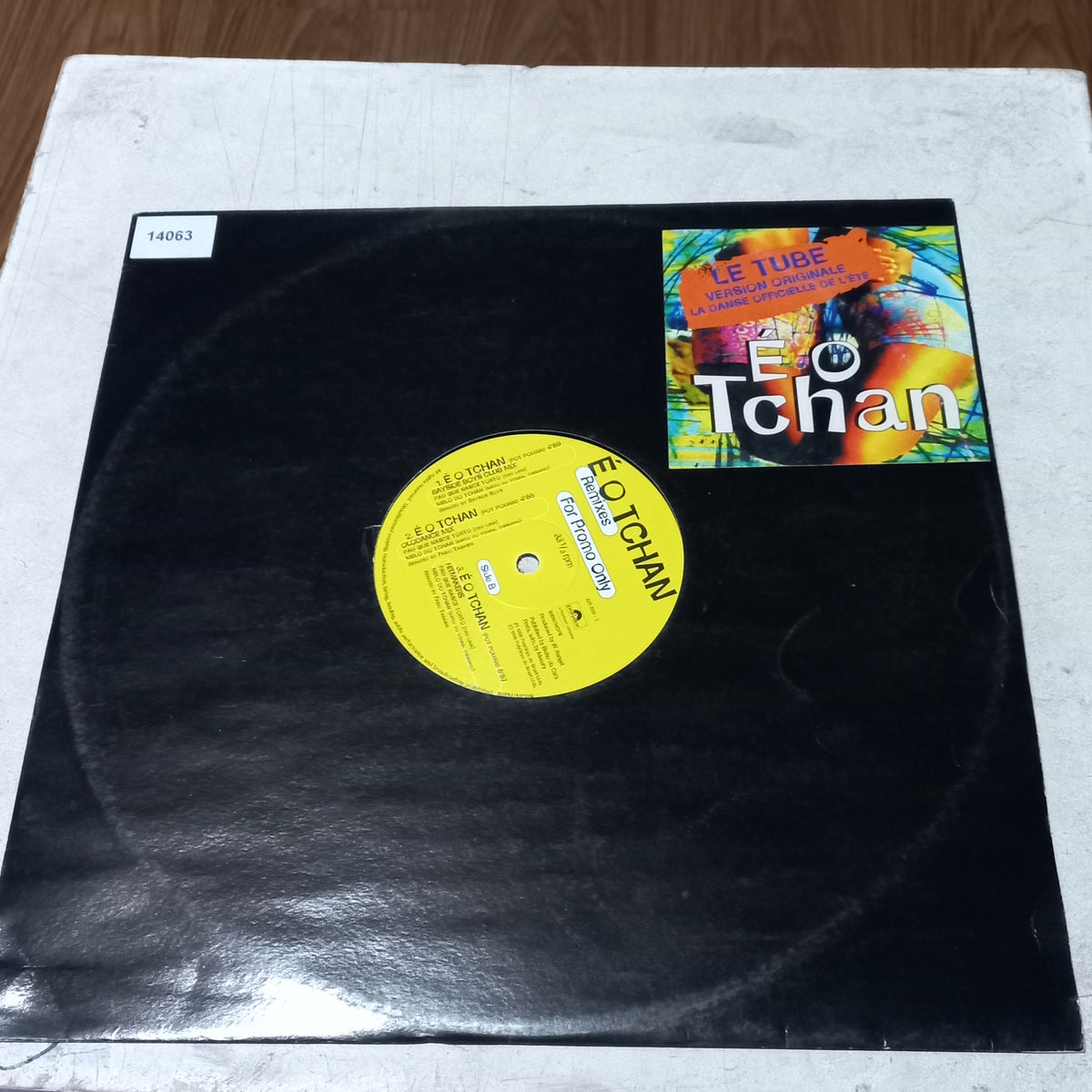 E O TCHAN PAU QUE NACE TORTO MAXI 12" SECOND HAND VG+ O NM