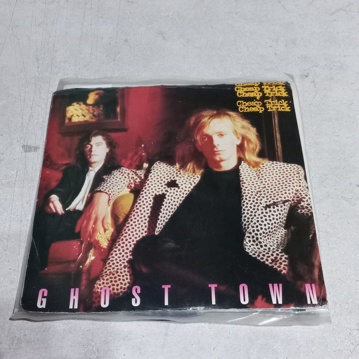 Cheap Trick - Ghost Town (7'') Simple VG+