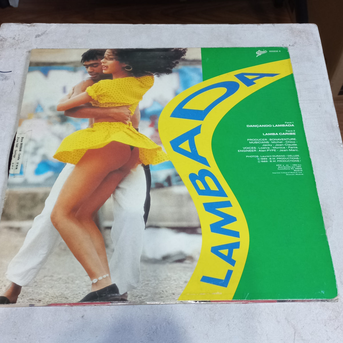 Kaoma - Dançando Lambada (12", Maxi) (CBS, CBS - 655235 6, CBS 655235 6) - MAXI VG+ O Nm