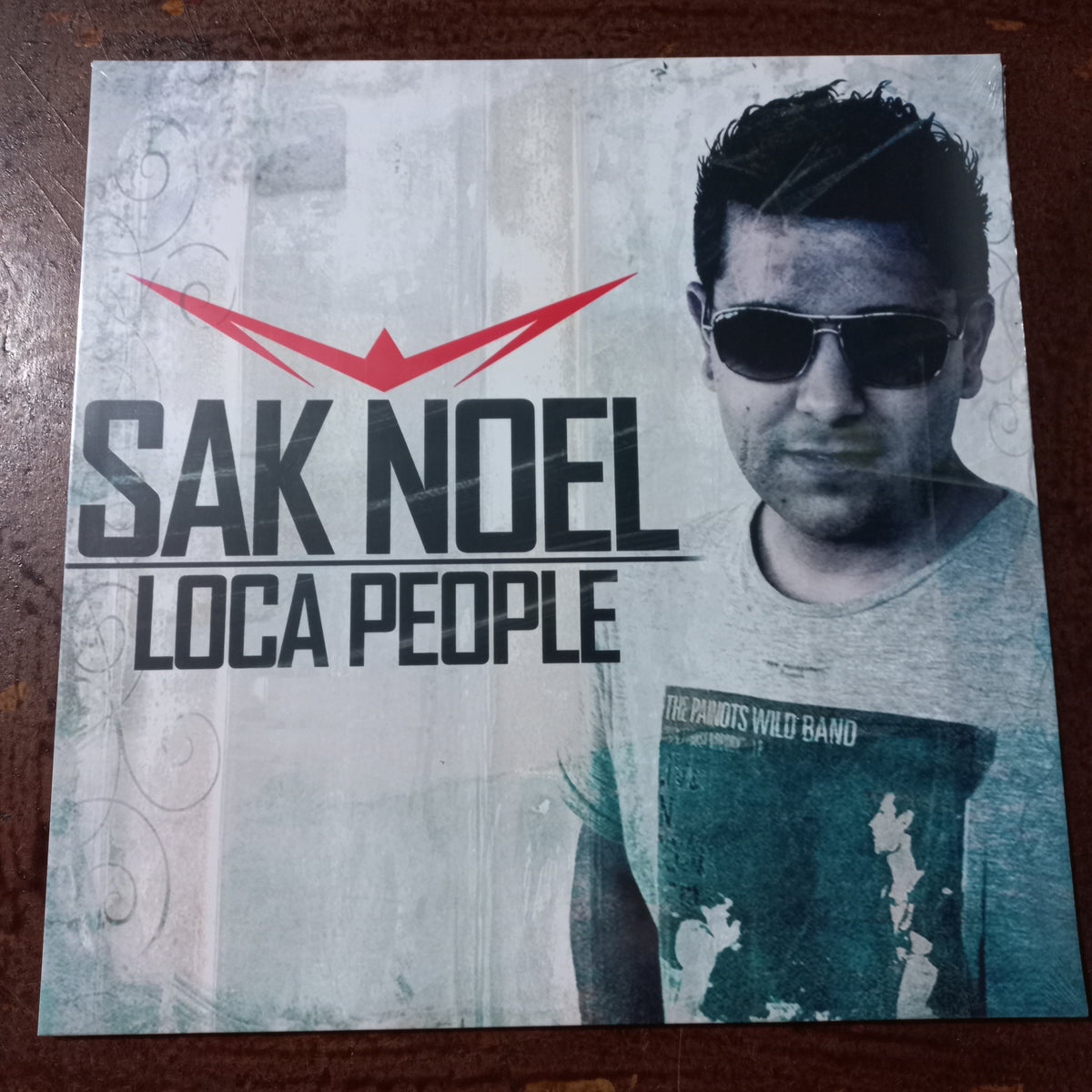 Sak Noel Loca People Maxi Near Mint