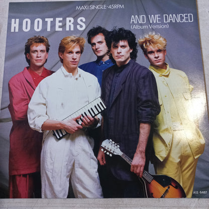 HOOTERS AND WE DANCED MAXI 12" SECOND HAND VG+ O NM