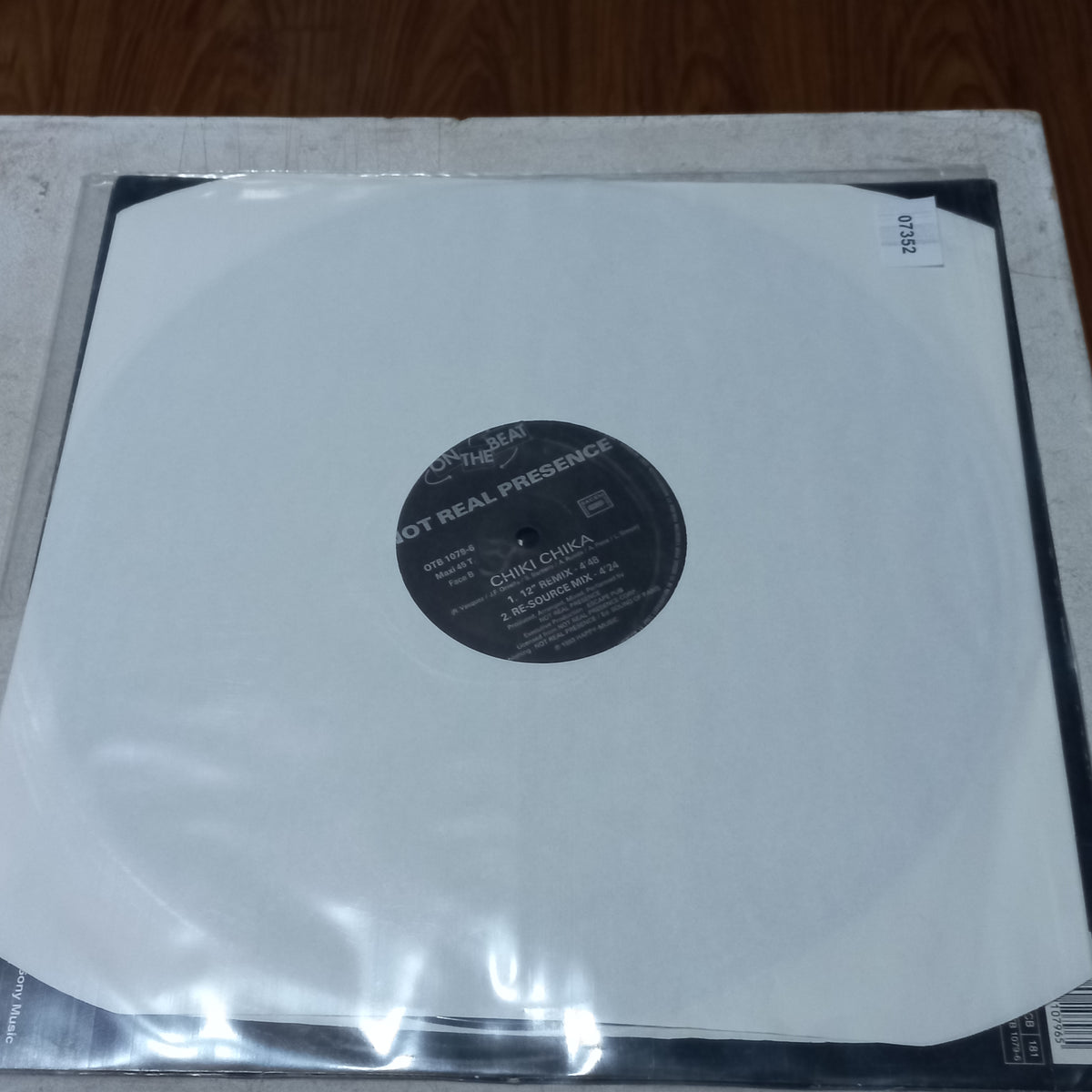 NOT REAL PRESENCE CHIKI CHIKA MAXI 12" SECOND HAND VG+ O NM