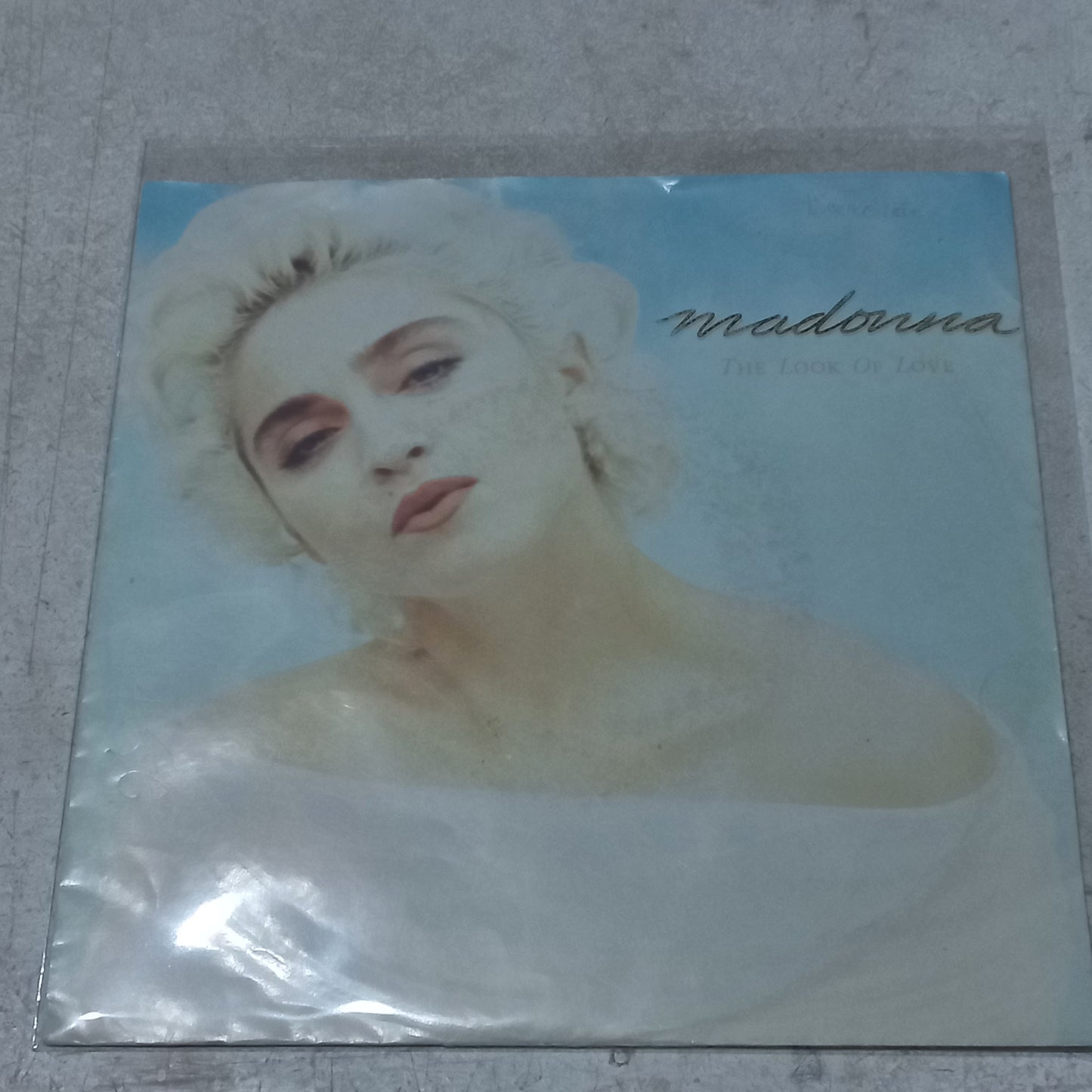 MADONNA THE LOOK OF LOVE Simple VG+