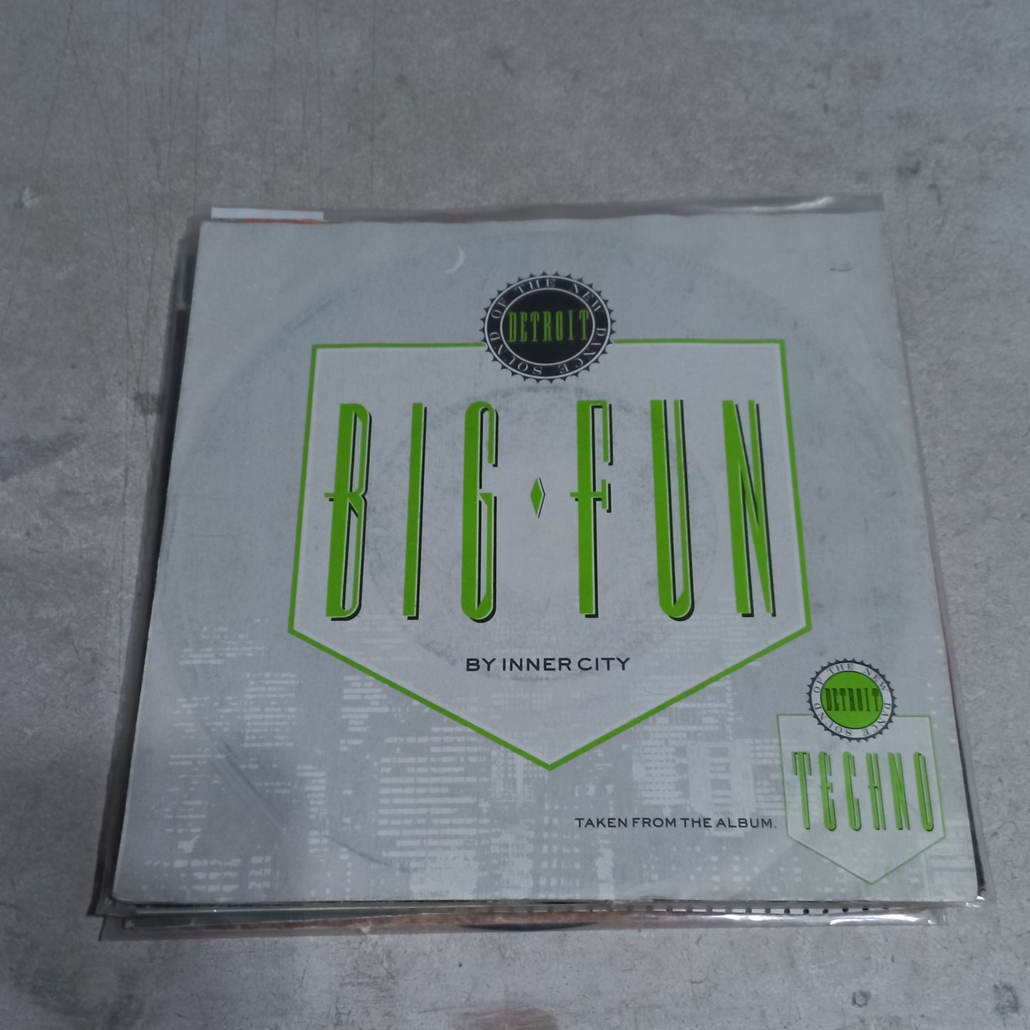 Inner City - Big Fun (7'') Simple VG+