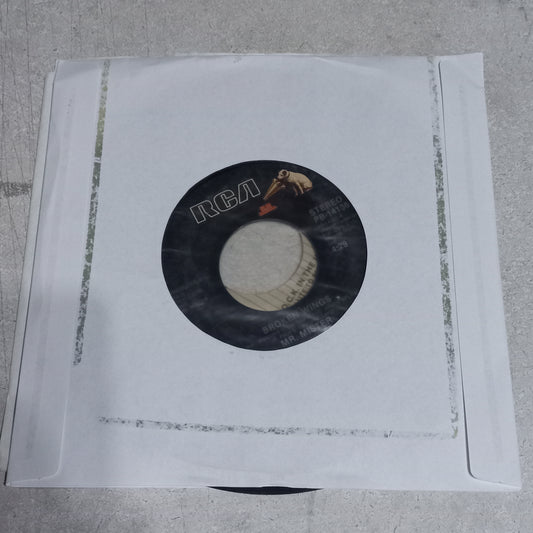 Mr. Mister - Broken Wings / Uniform Of Youth (7'') Simple VG+