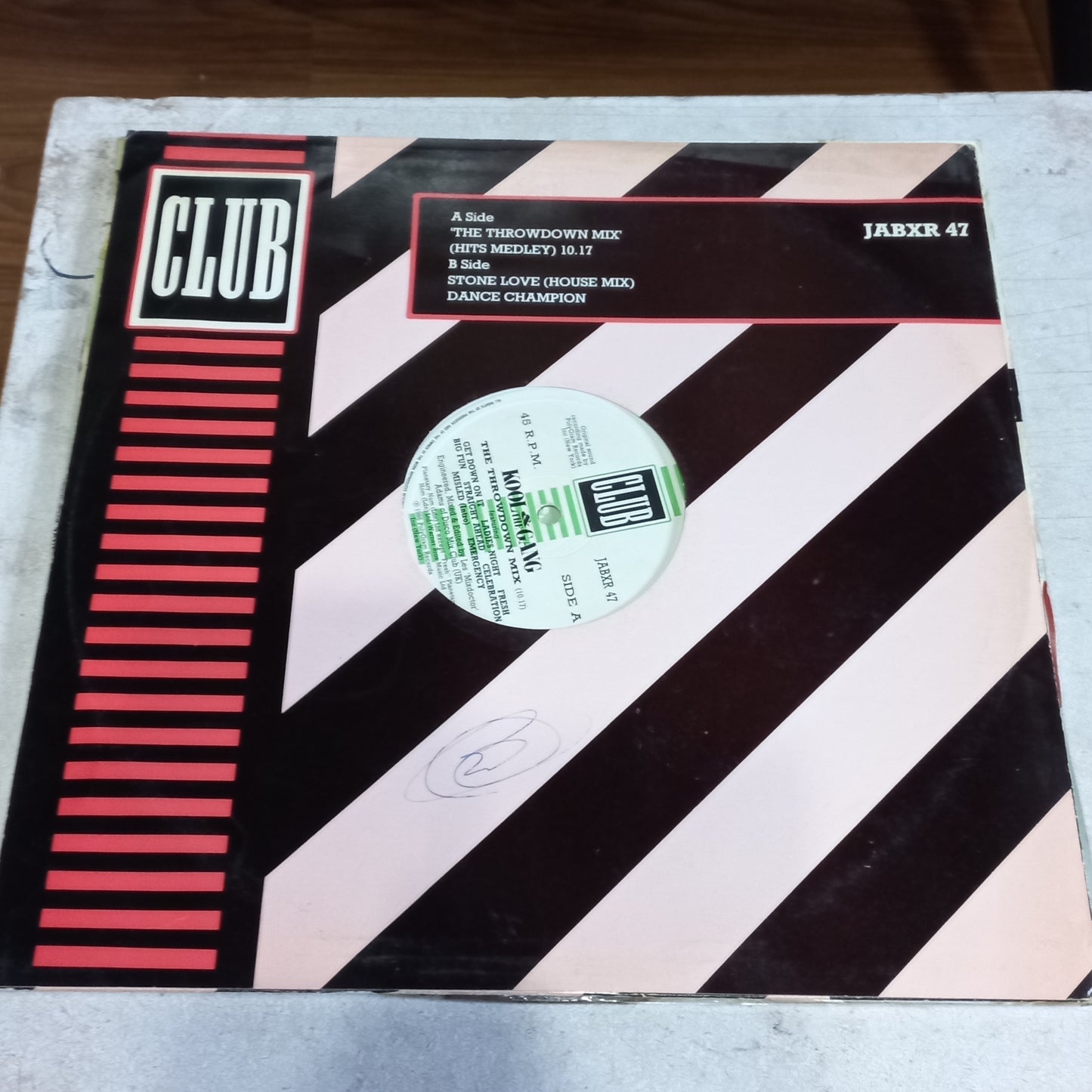 KOOL AND THE GANG MEGAMIX MAXI 12" SECOND HAND VG+ O NM