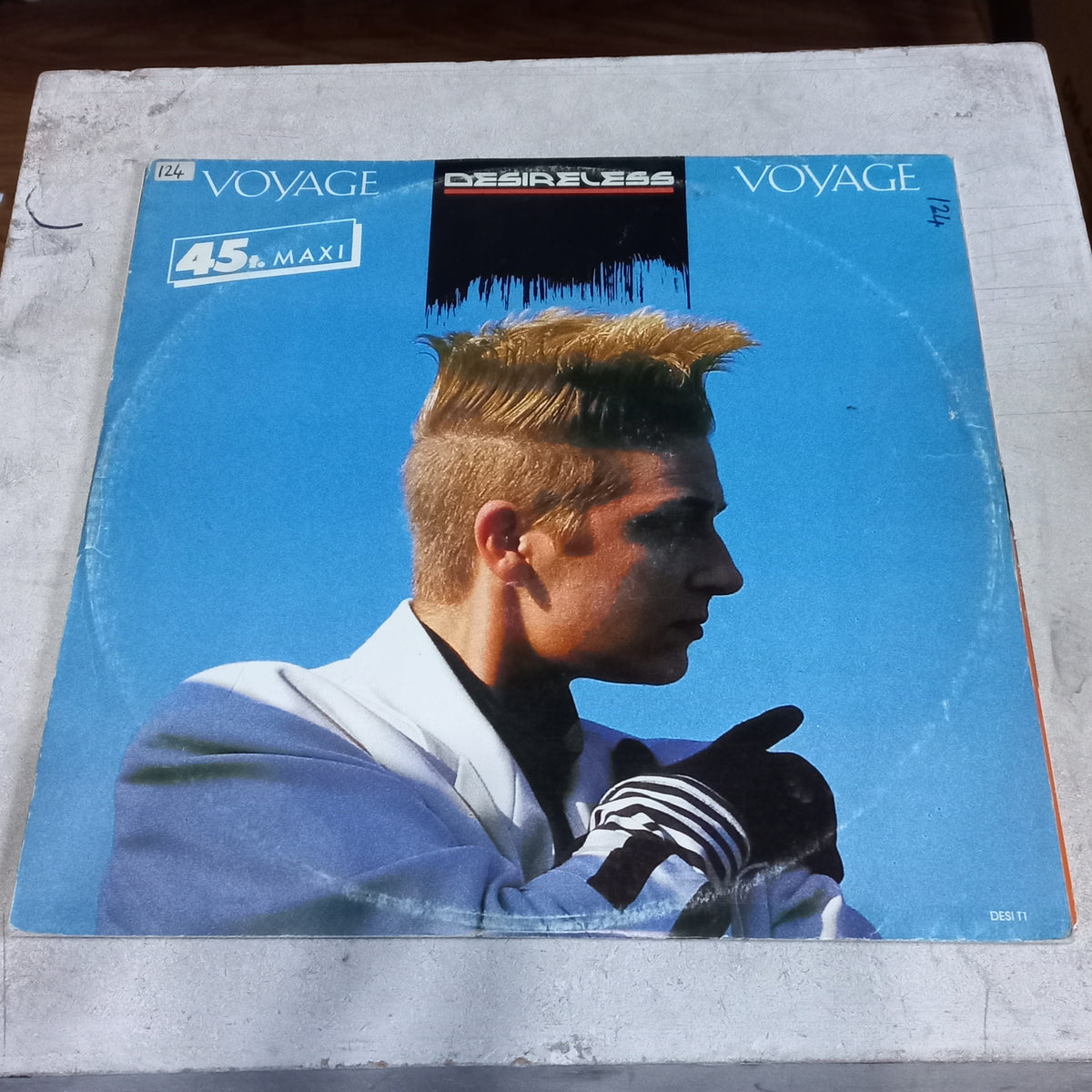 Desireless - Voyage Voyage (12", Maxi) (CBS - DESI T1) - MAXI VG+ O Nm
