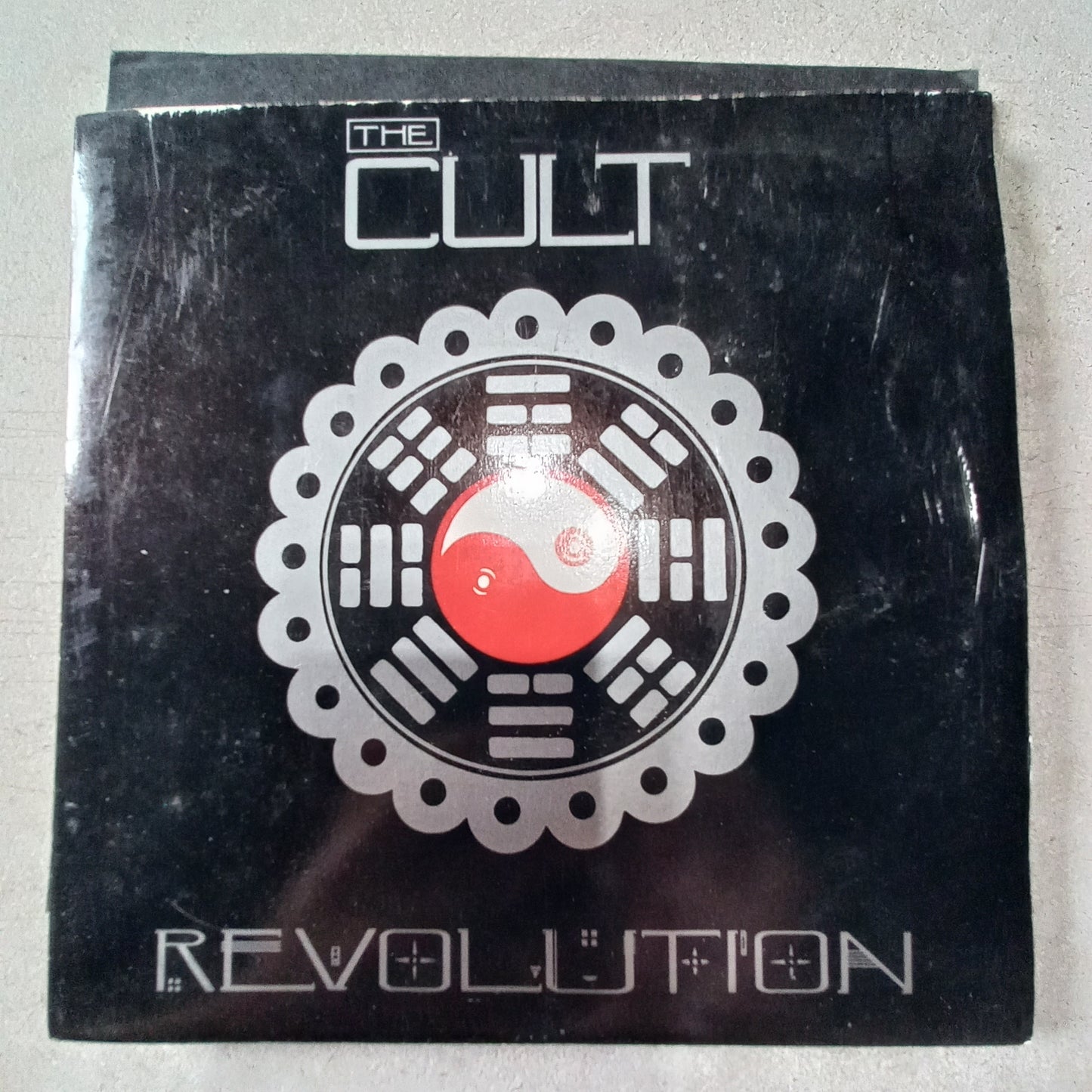 The Cult - Revolution (7", Single) (Beggars Banquet - BEG 152) Simple VG+
