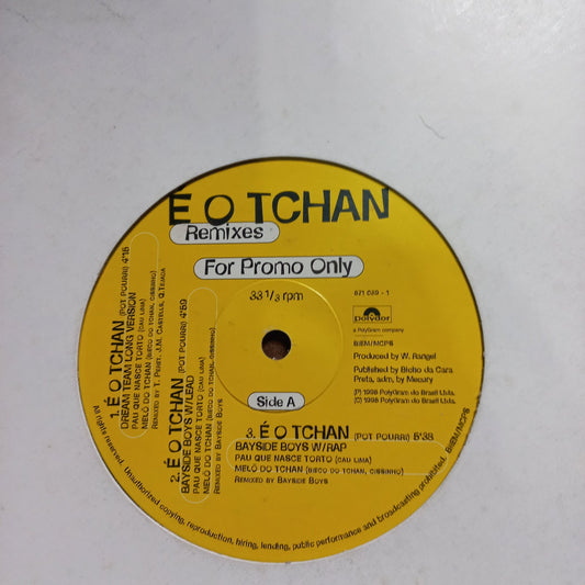E o Tchan Pau Que Nasce Torto